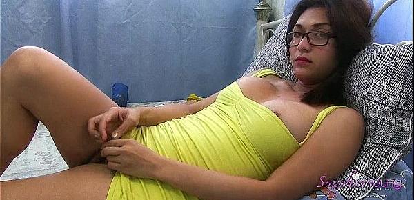 Hot Amateur Shemale In Yellow Dressing Taping Herself Masturbating